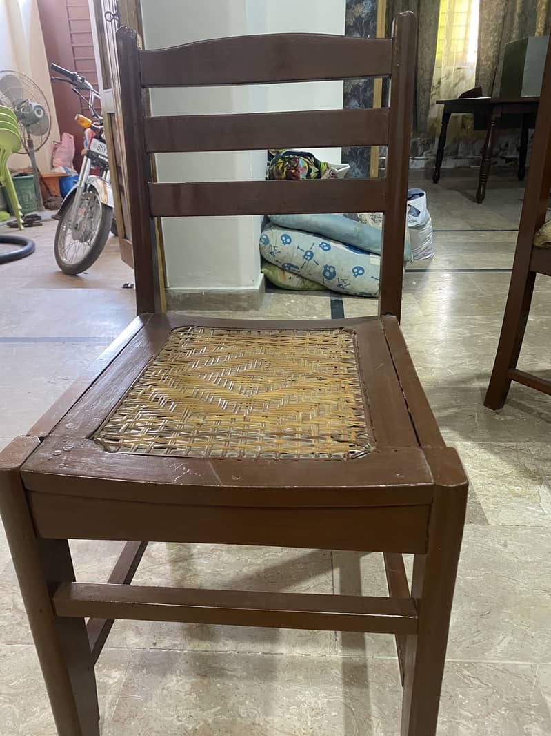 Study table and chair 1