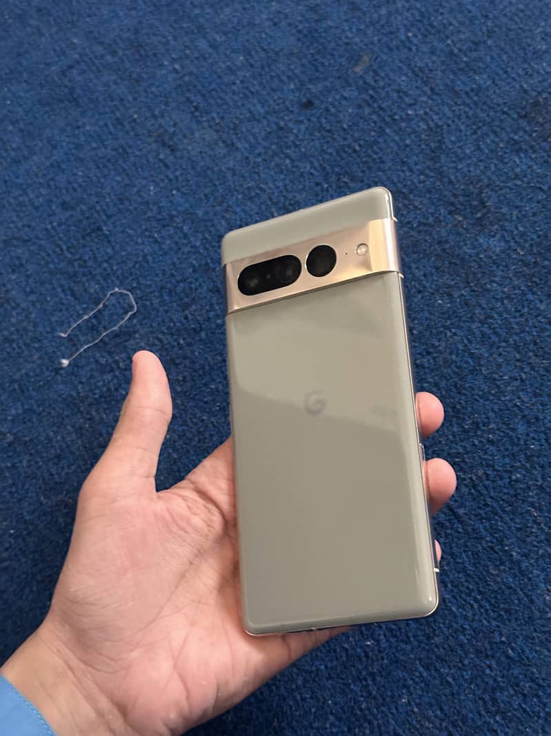 Google Pixel 7 Pro 4
