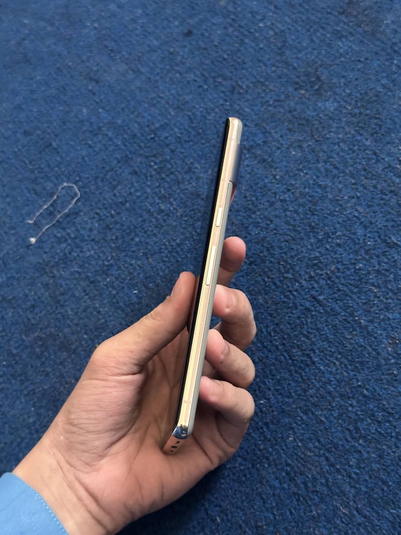 Google Pixel 7 Pro 8