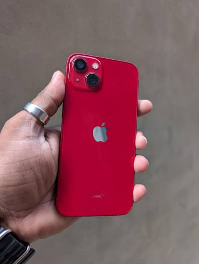 Apple iPhone 13
