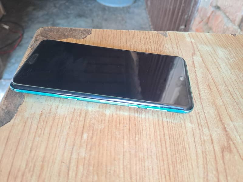 Sharp Aquos R3 read add 5