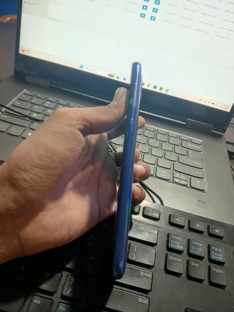 Samsung Mobile A31 1