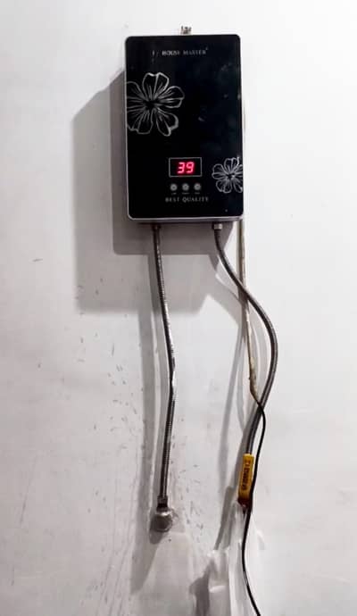 House Master Instant Electric Geyser | Digital Display | Fully Working