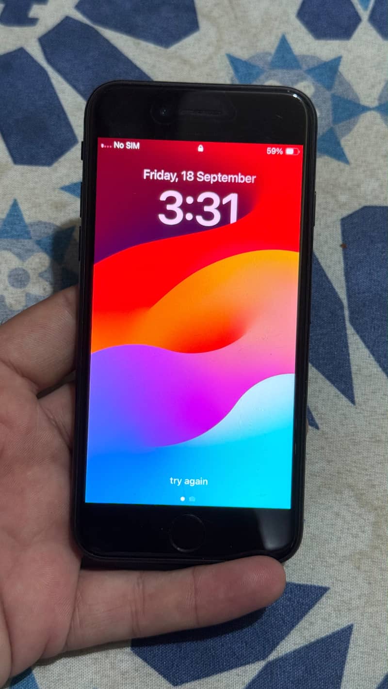Apple iPhone 12 4