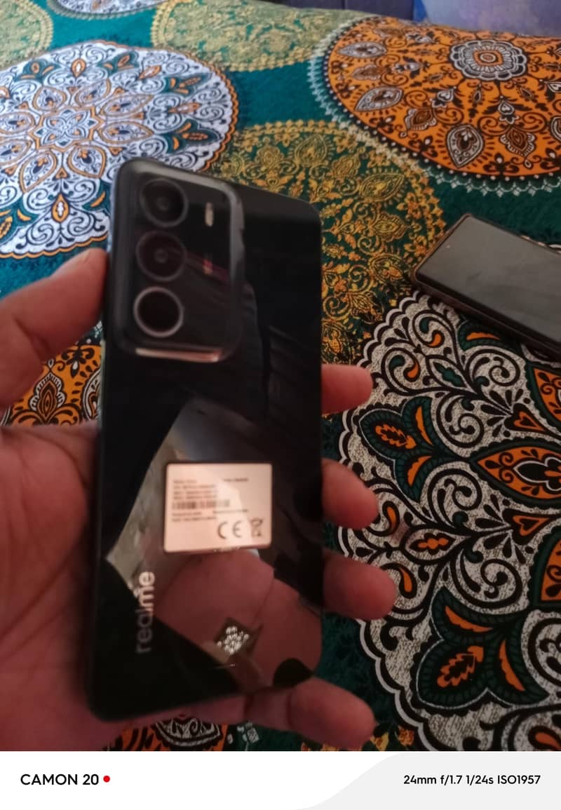 Realme C71 3