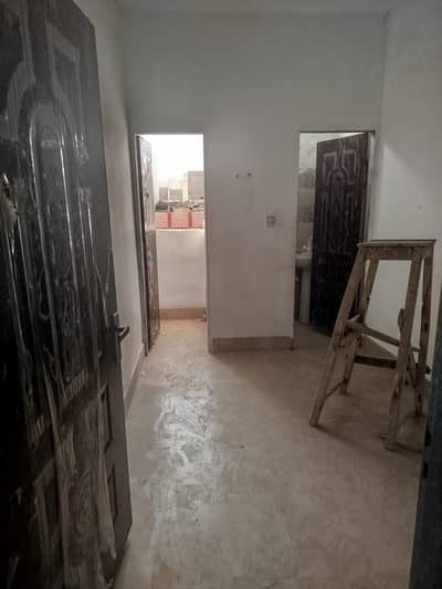 1 bed lounge portion 2 bathroom