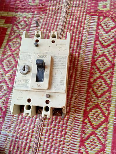 Breaker 60amp