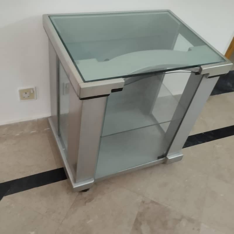 TV trolley 0
