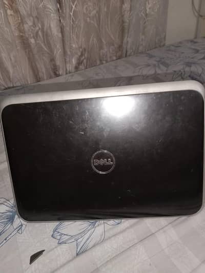 Dell Inspiron Core i5 Laptop – 15.6 Inch – Screen Broken – For Sale