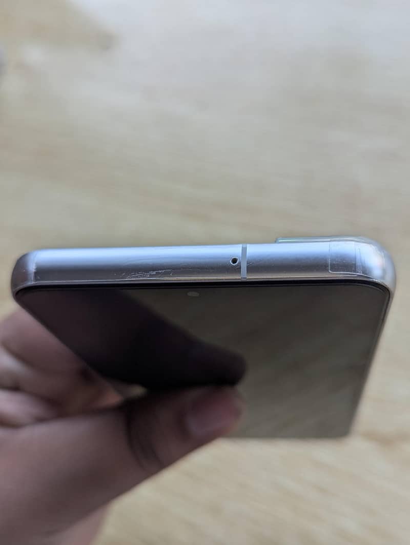 Samsung S22 Plus 2