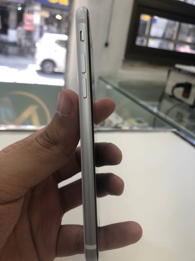 Apple iPhone SE 2