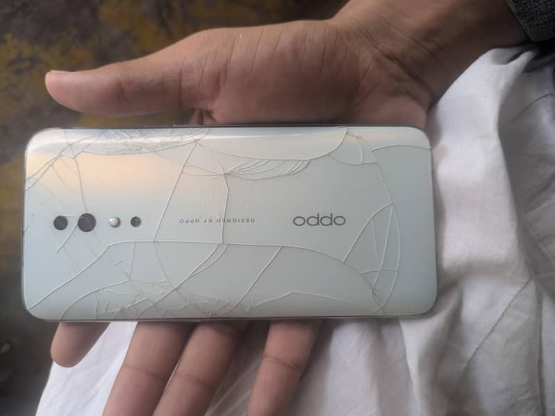 OPPO Reno 4