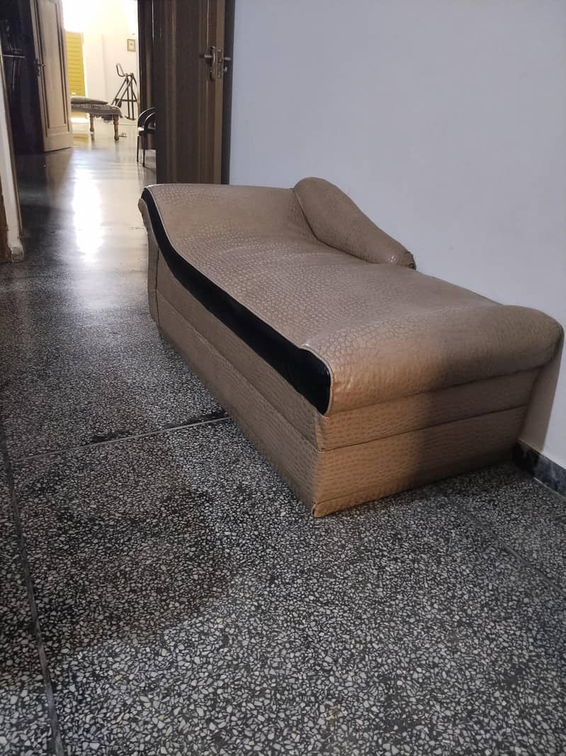 sofa couch 3