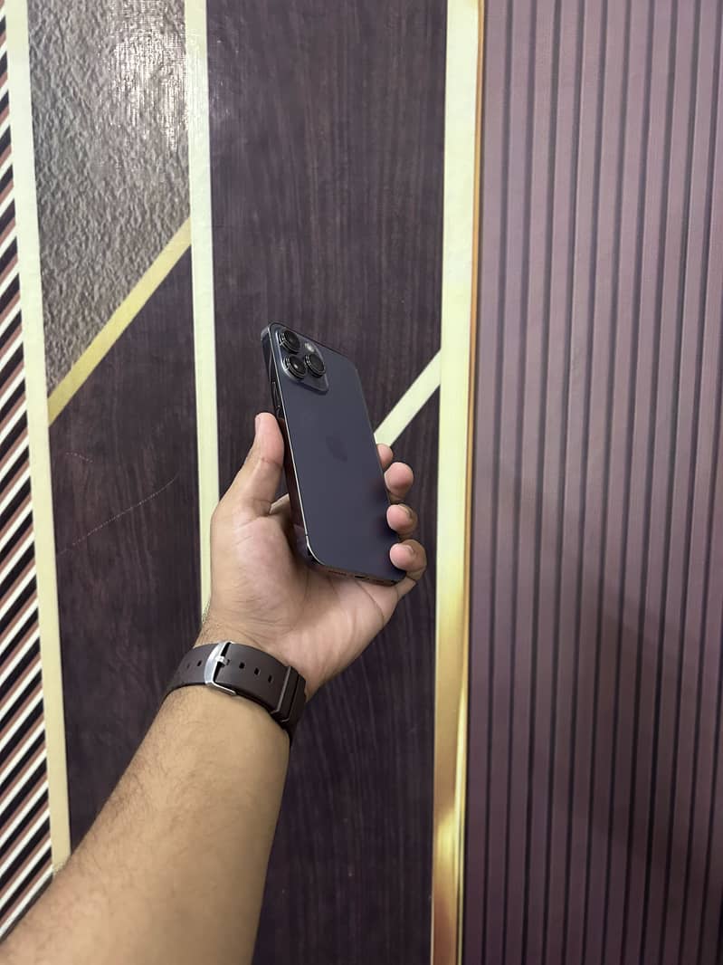 Apple iPhone 14 Pro Max 3