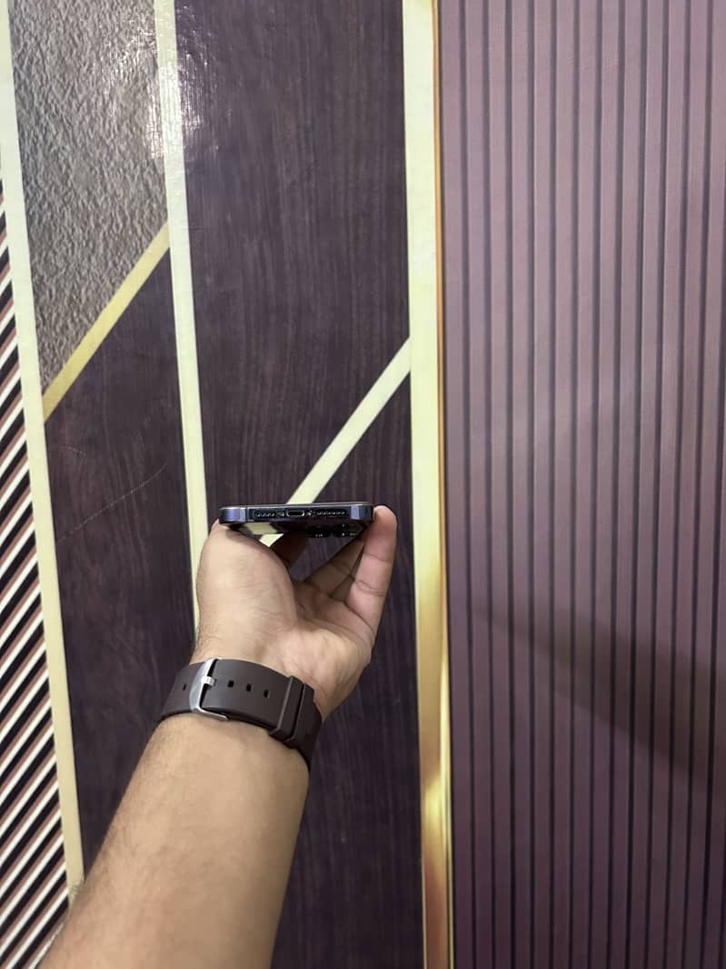 Apple iPhone 14 Pro Max 5