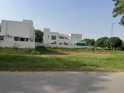 1 KANAL PLOT FOR SALE IN PHASE 7 BLOCK W