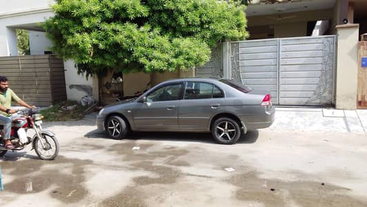 Honda Civic VTi Oriel Prosmatec 2003