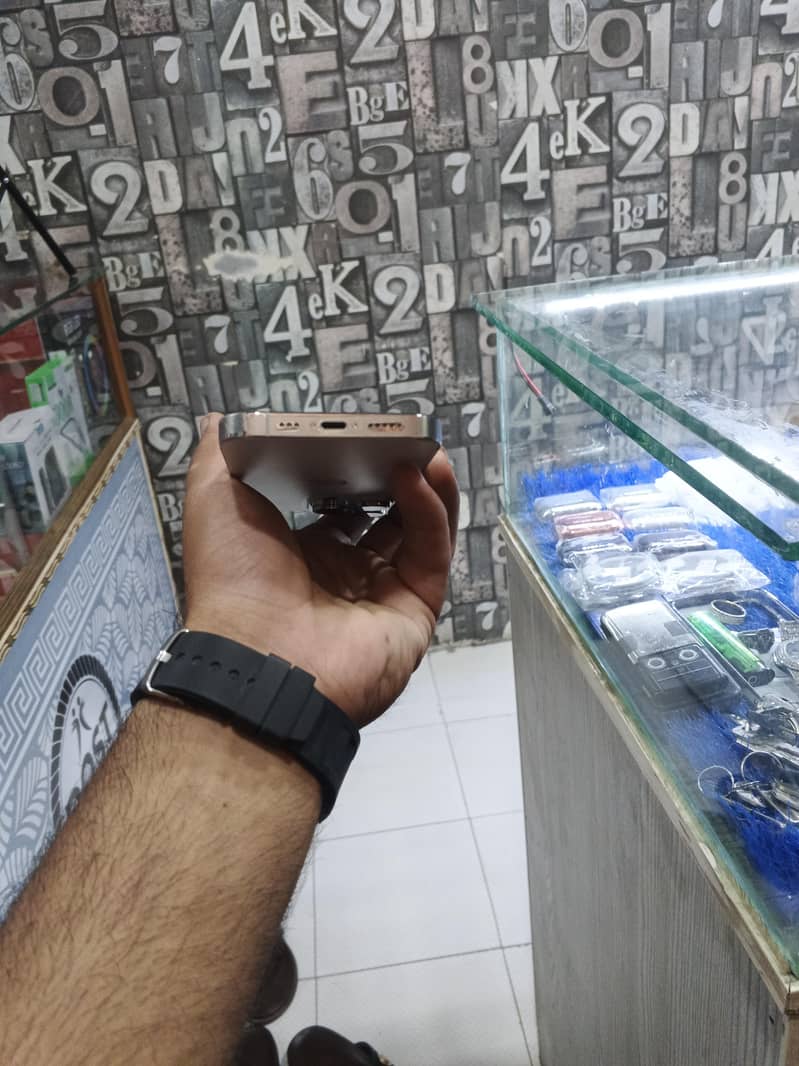 Apple iPhone 14 Pro 5