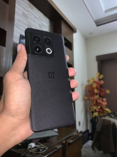 One Plus 10 Pro