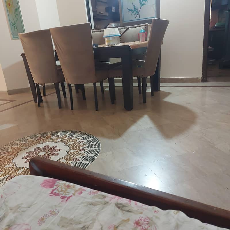 dinning table 0
