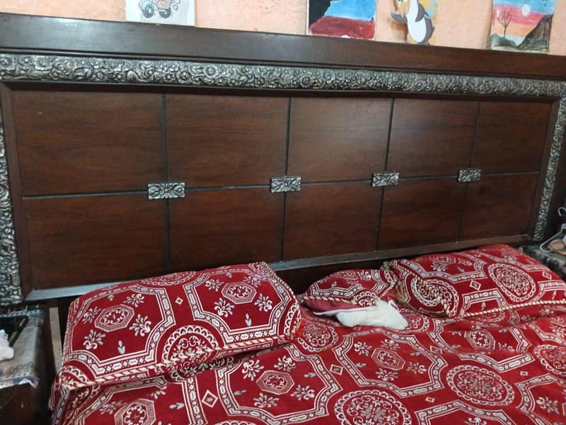 original Solid Sheesham bed set for sell 1