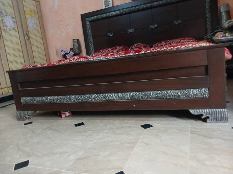original Solid Sheesham bed set for sell 2