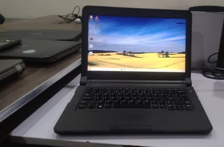 Dell Latitude 3340 II  i3 - 4th - genration - 128-ssd - RAM-4 bg