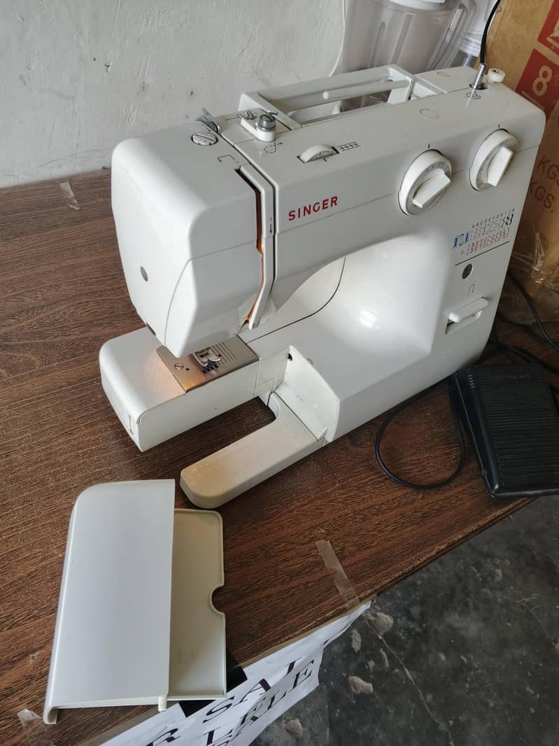 Singer Electric 4