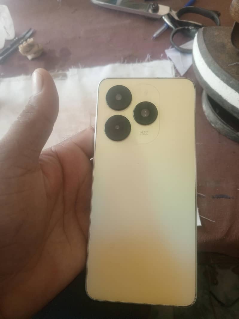 Tecno spark Go 10