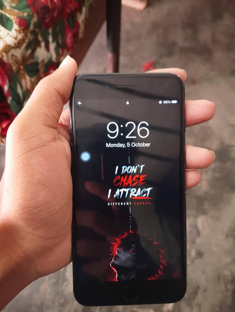 Apple iPhone 7 Plus 1