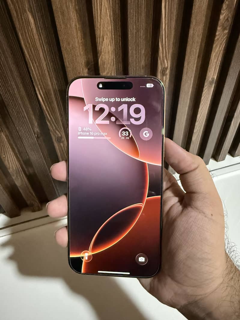 Apple iPhone 16 Pro Max 2