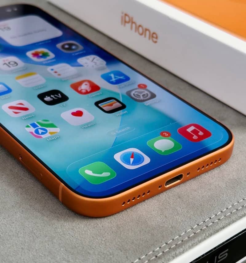 Apple iPhone 17 Pro Max 2