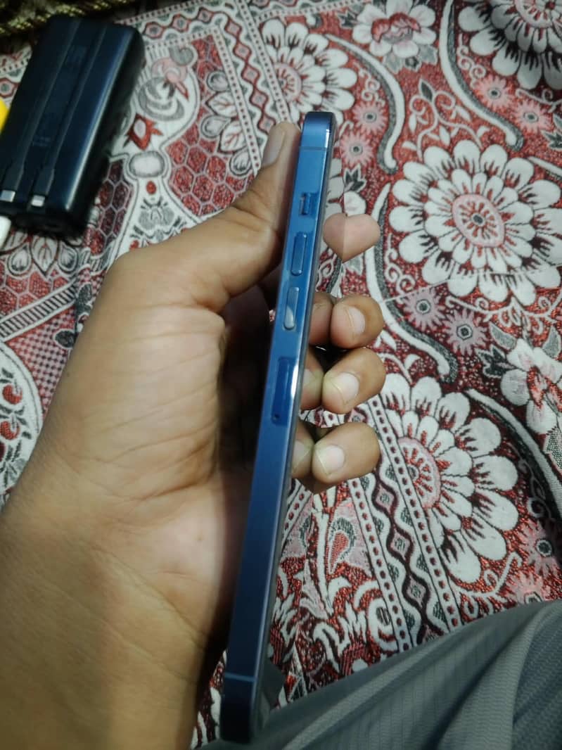 iPhone 13 Pro Max 5