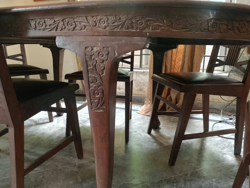 Solid wood chinoiti table (read description) 3