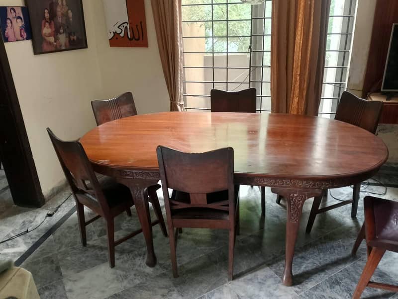 Solid wood chinoiti table (read description) 10