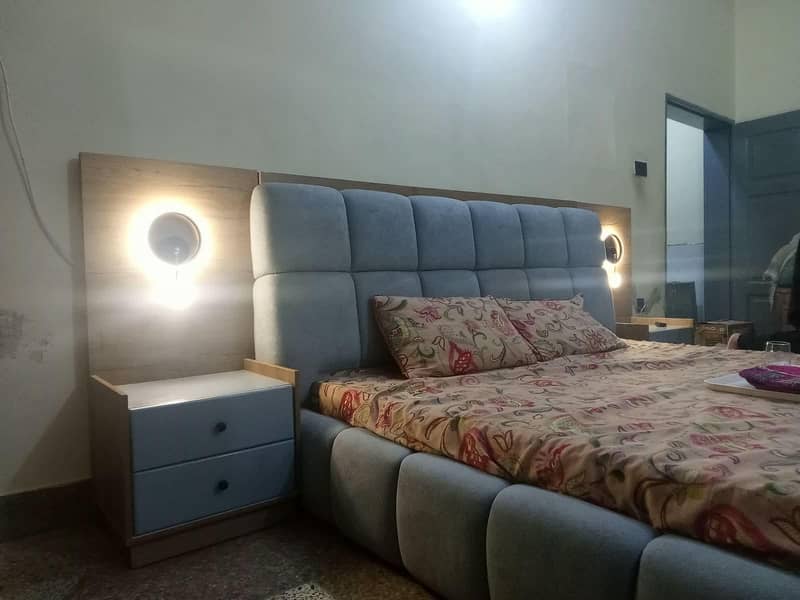 Bed in good condition 0