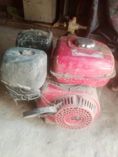 Pani  walla  genrater k saath Laga howa pump hai Chalo hai