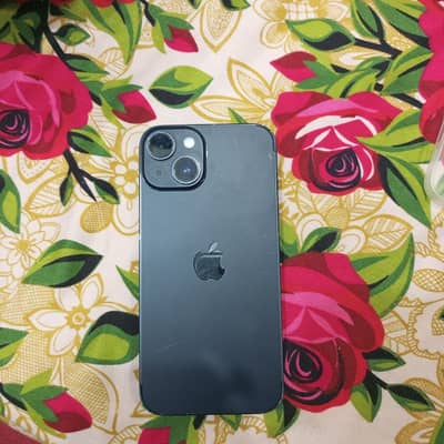 iPhone 14. Water pack 82%. Battery health