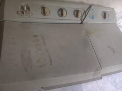 Haier washing machine and Dryer argent sale
