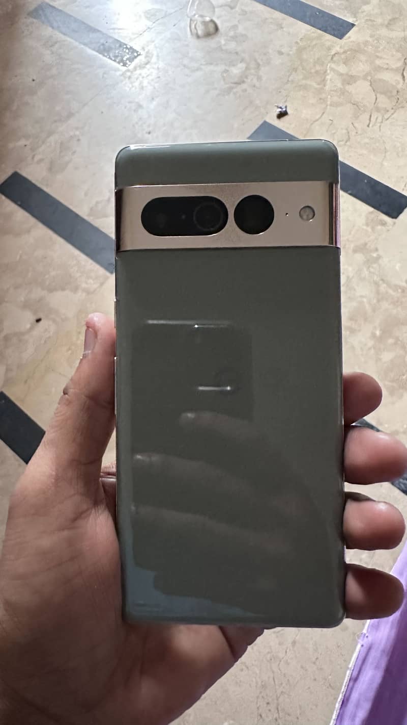 Google Pixel 7 Pro 4