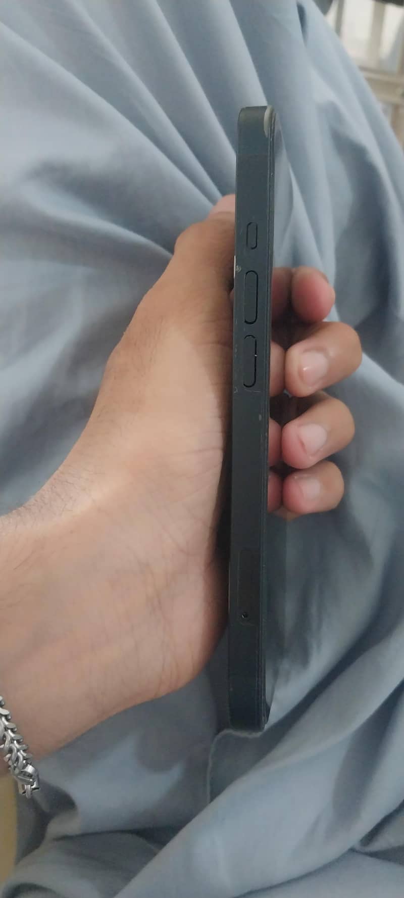Apple iPhone 13jv 2