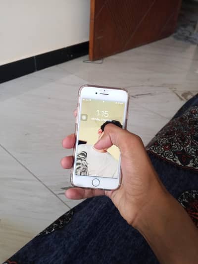 Apple iPhone 7