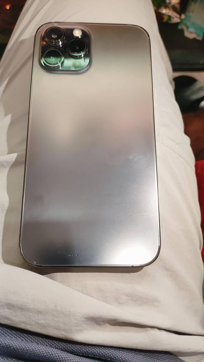 Apple iPhone 12 Pro Max 2