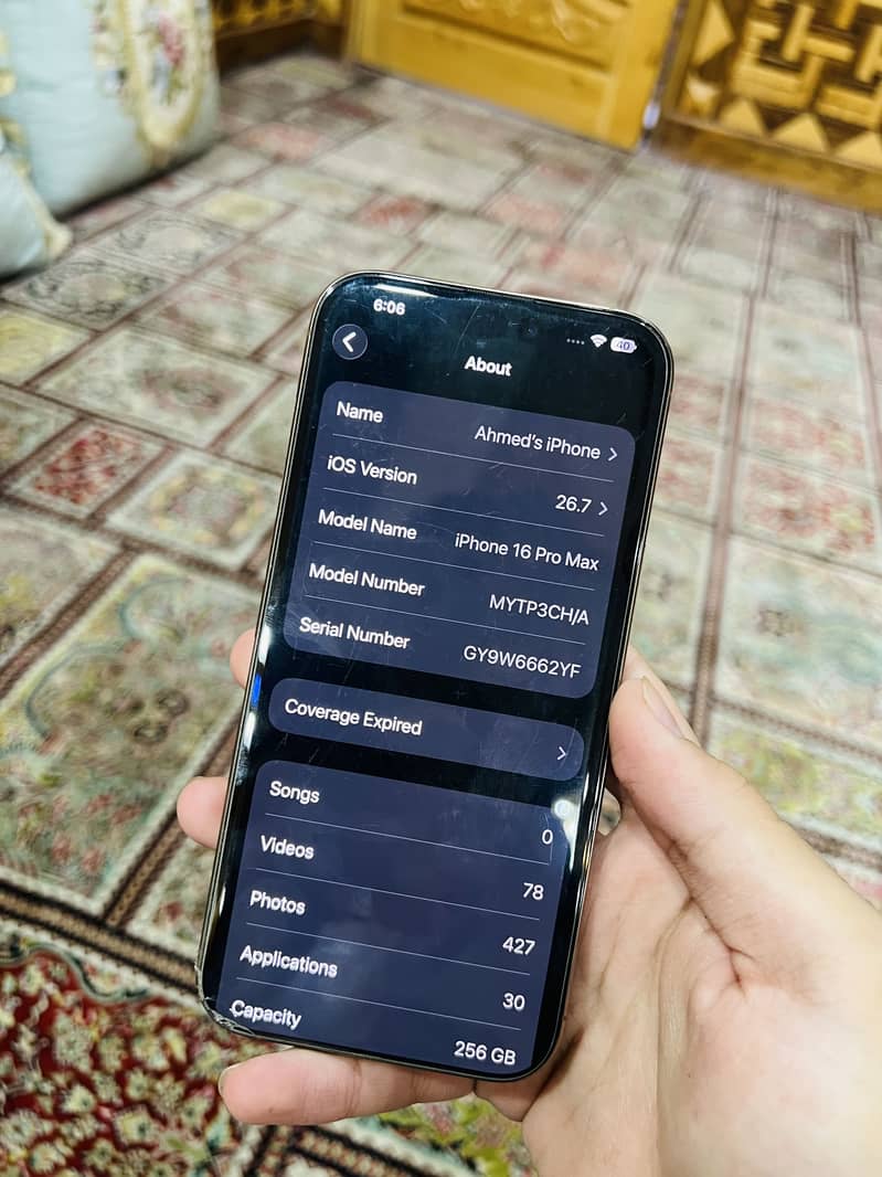 Apple iPhone 16 Pro Max 4