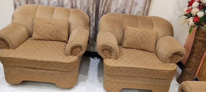 5 seater sofa set  with center table