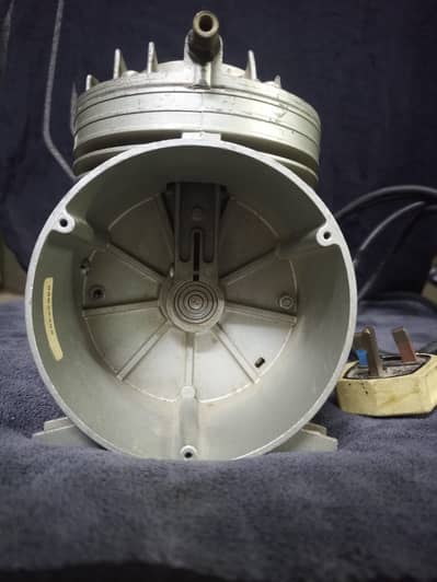 Sagola 7077 Air Compressor | Used | Imported | Made in Spain