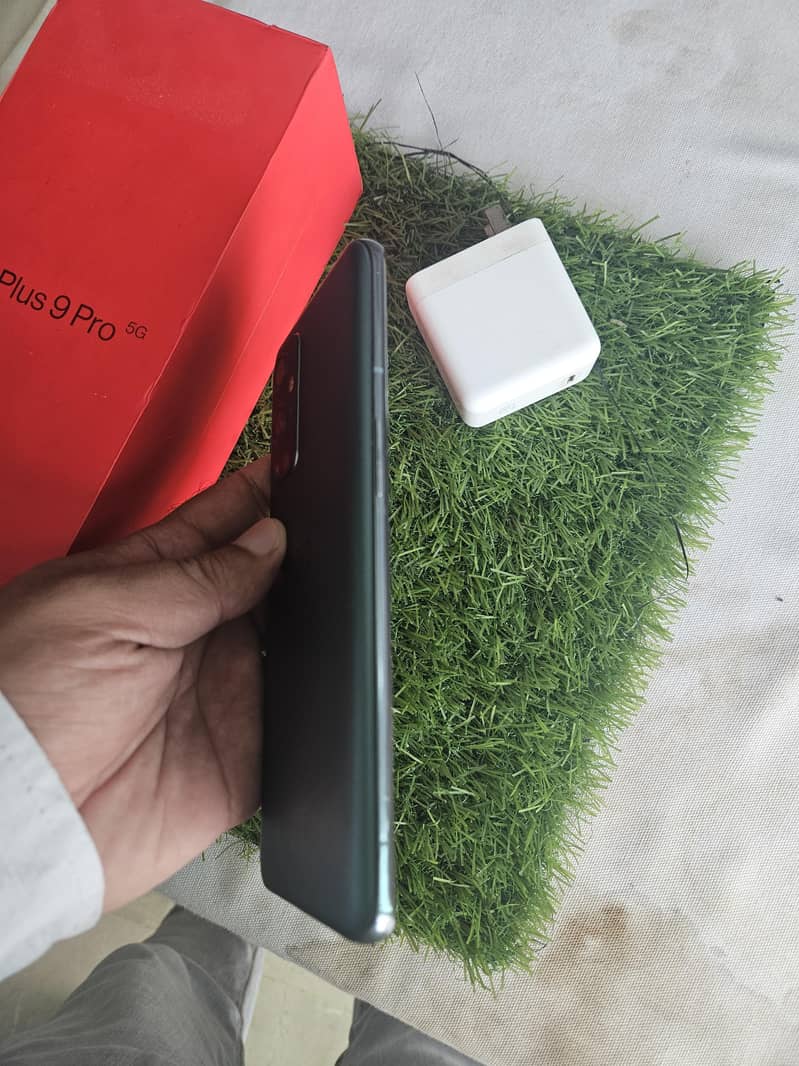 One Plus 9 Pro 1