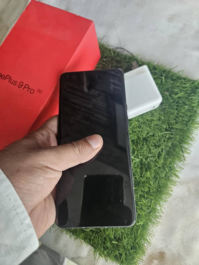 One Plus 9 Pro 5