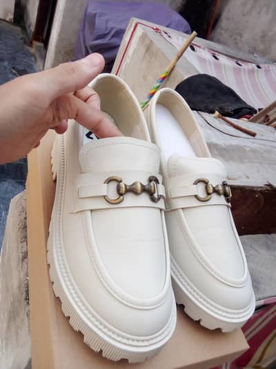 Chunky loafers