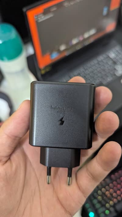 Samsung Charger 45 watt Type-C to C